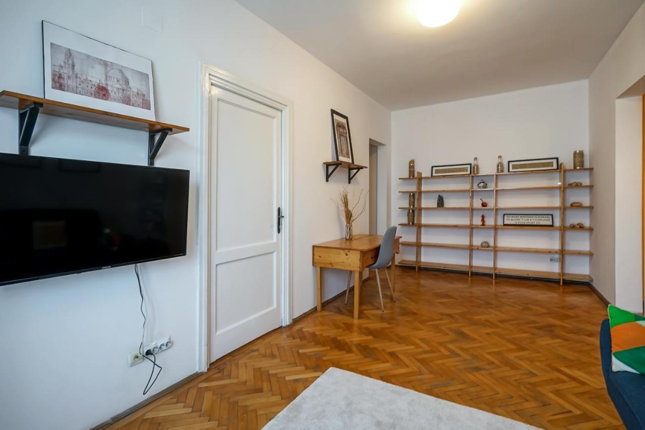 Apartament Universitate - Centrul Vechi Appartamento *